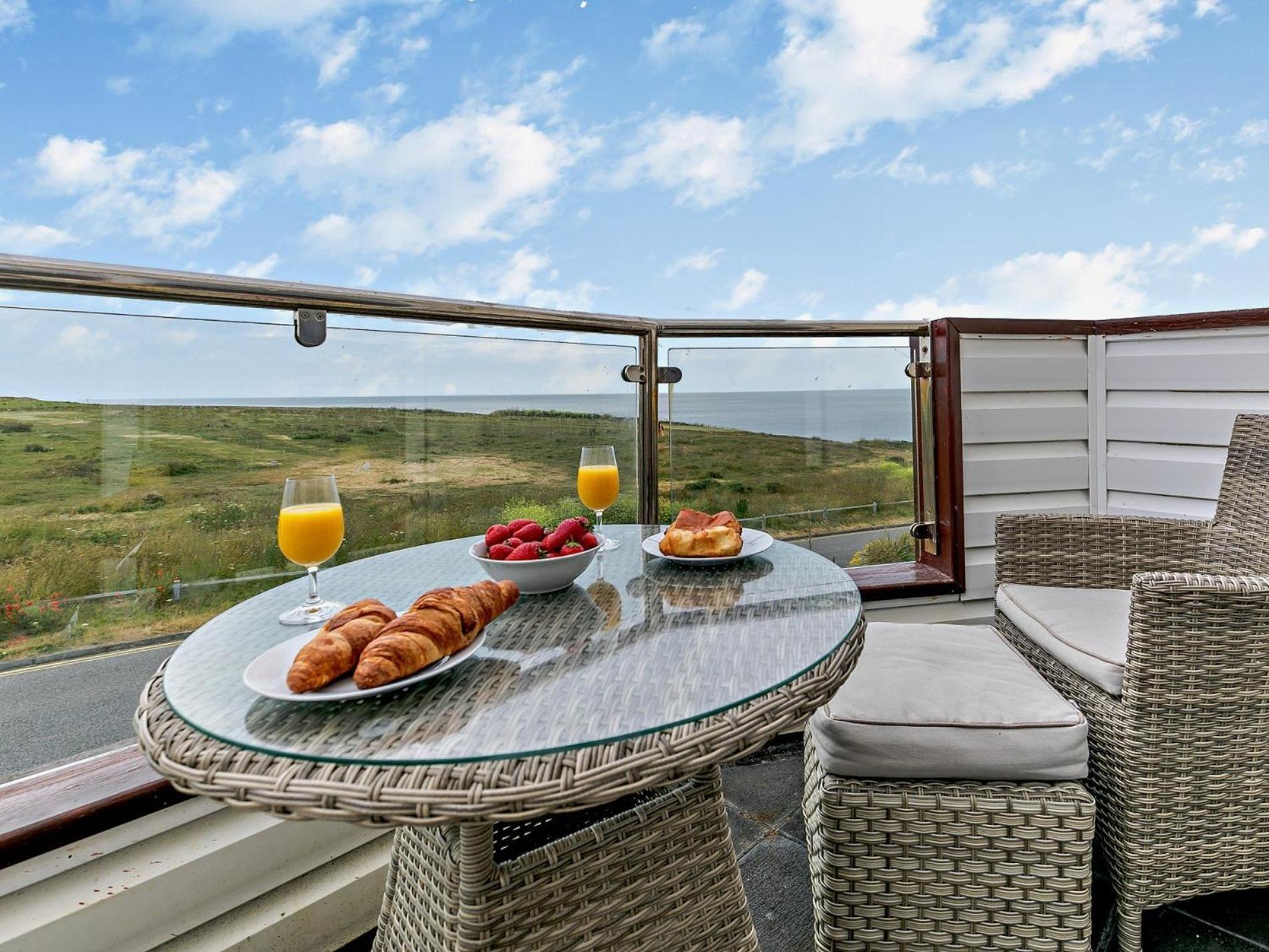 3 Bed In Newquay Spins